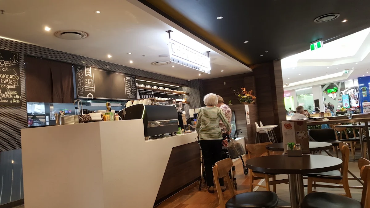 Vibe, Chatterbox Cafe & Lounge Bar