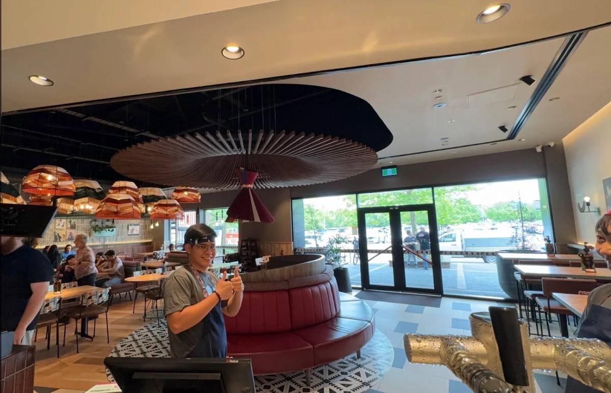 Vibe, Nando's Woden
