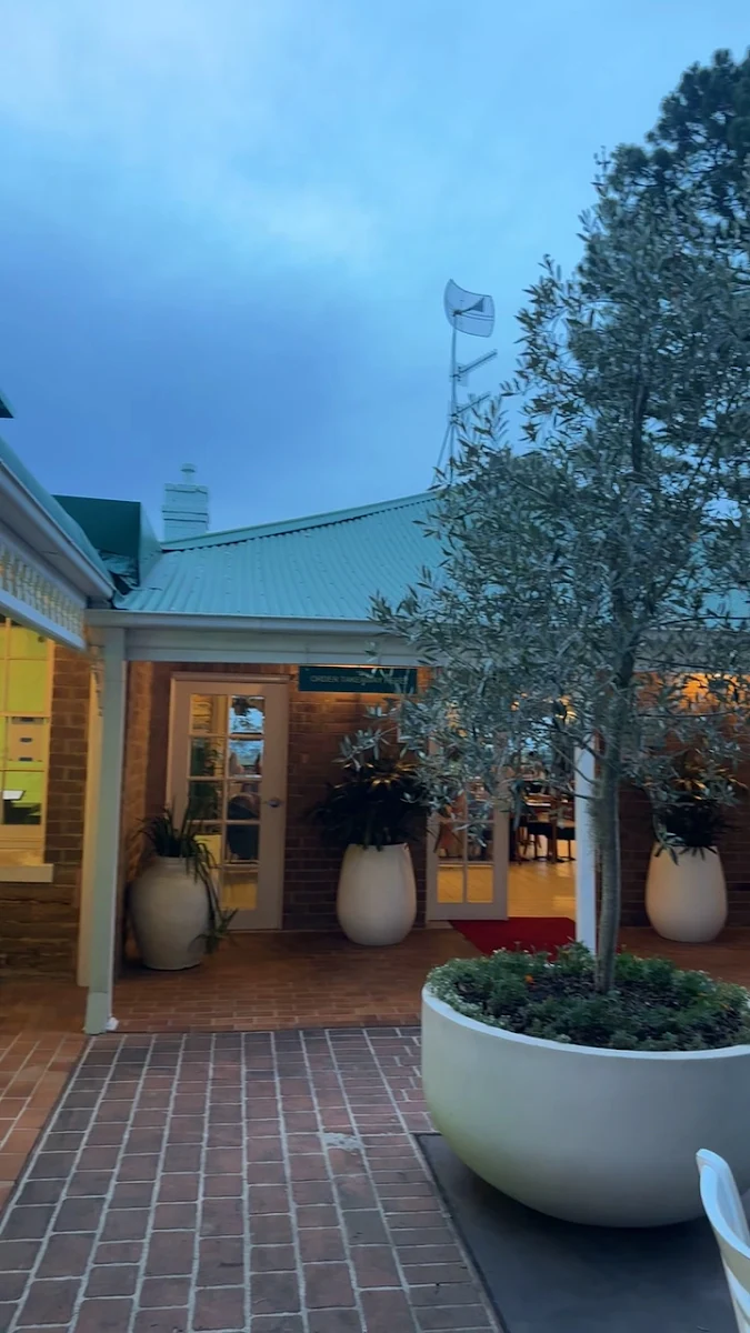 Vibe, The Heritage House