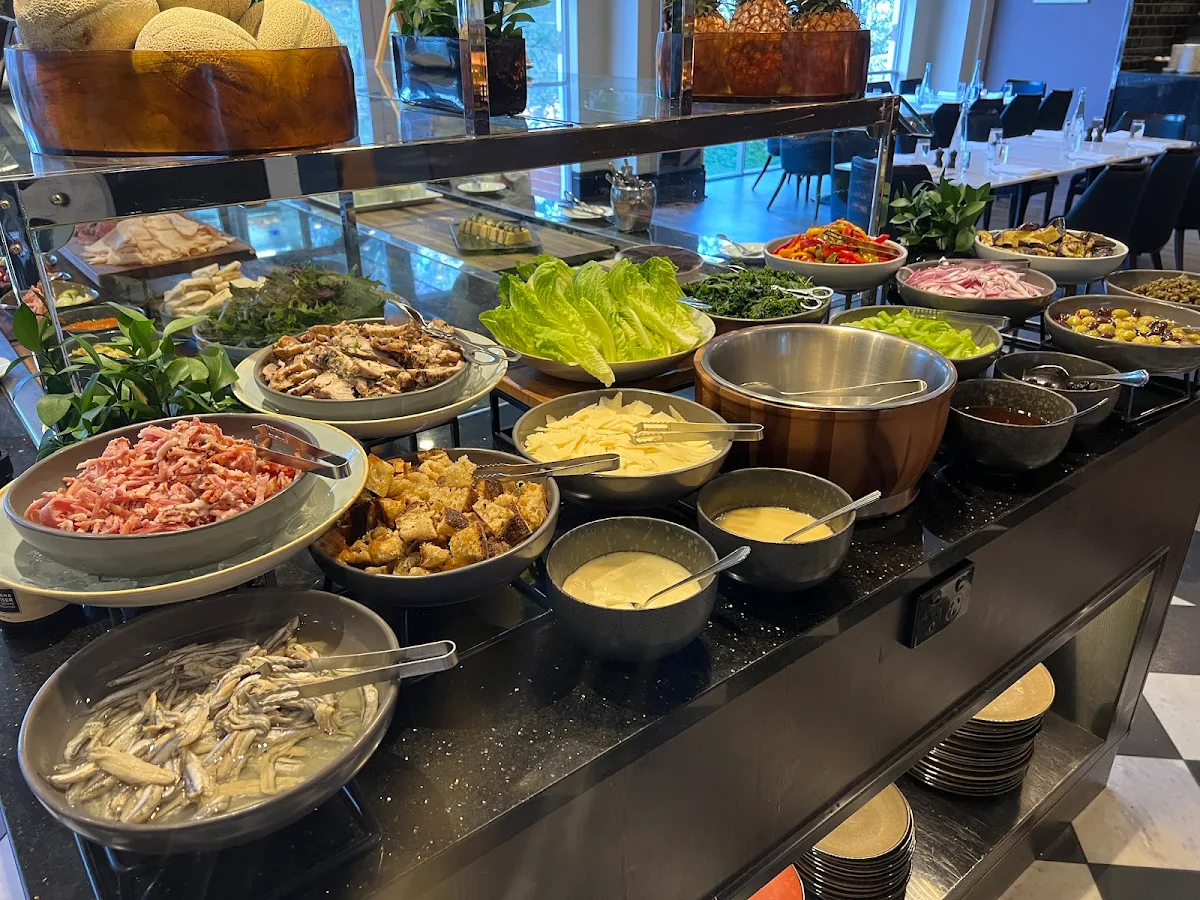 Food & drink, The Promenade Cafe