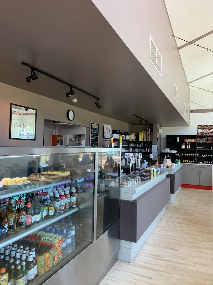 Vibe, Dish Cafe