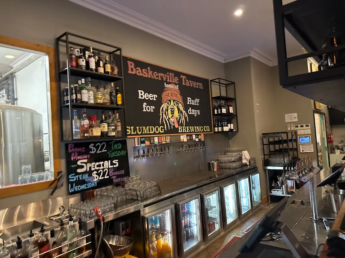Vibe, Baskerville Tavern