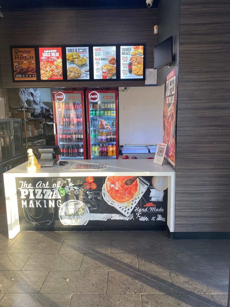 Menu, Pizza Hut Bundaberg