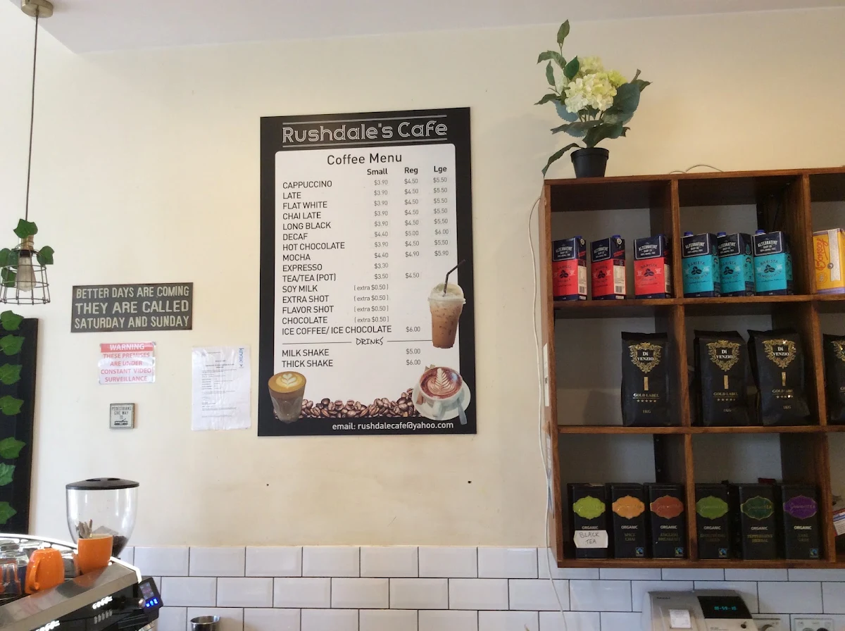 Vibe, RUSHDALE'S CAFE