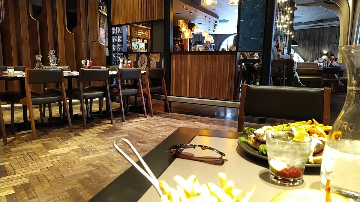 Vibe, The Merrywell