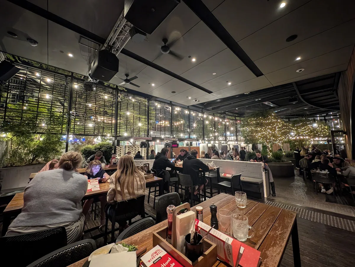 Vibe, The Merrywell