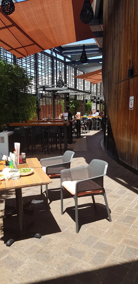 Vibe, The Merrywell