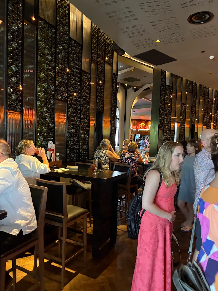 Vibe, The Merrywell