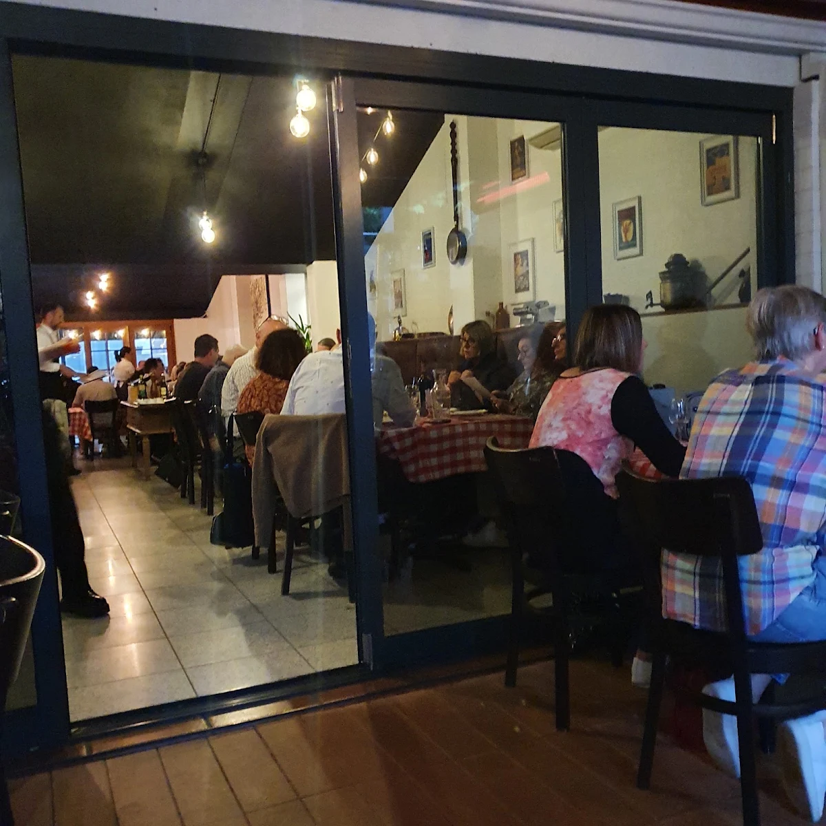 Vibe, Piccolo Trattoria