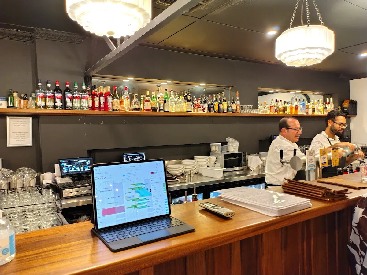 Vibe, Piccolo Trattoria