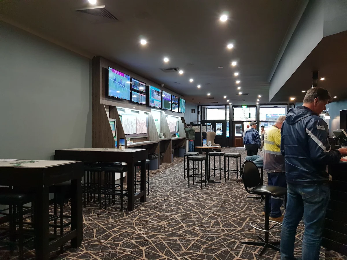 Vibe, Courthouse Hotel