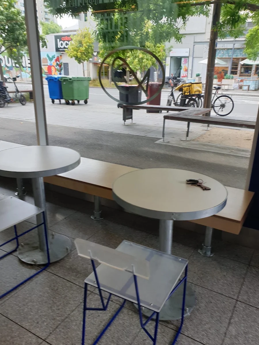 Vibe, FISHBOWL - South Melbourne