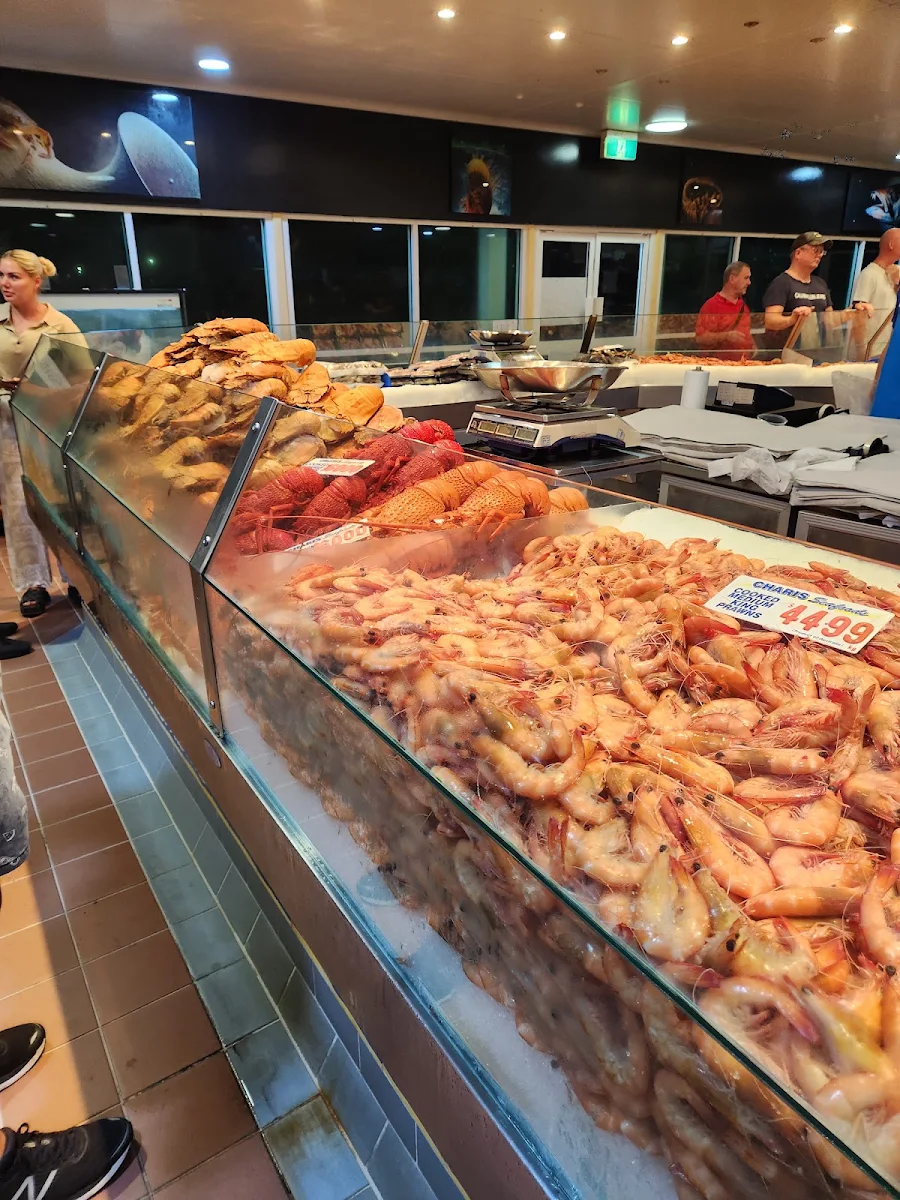 Vibe, Charis Seafoods