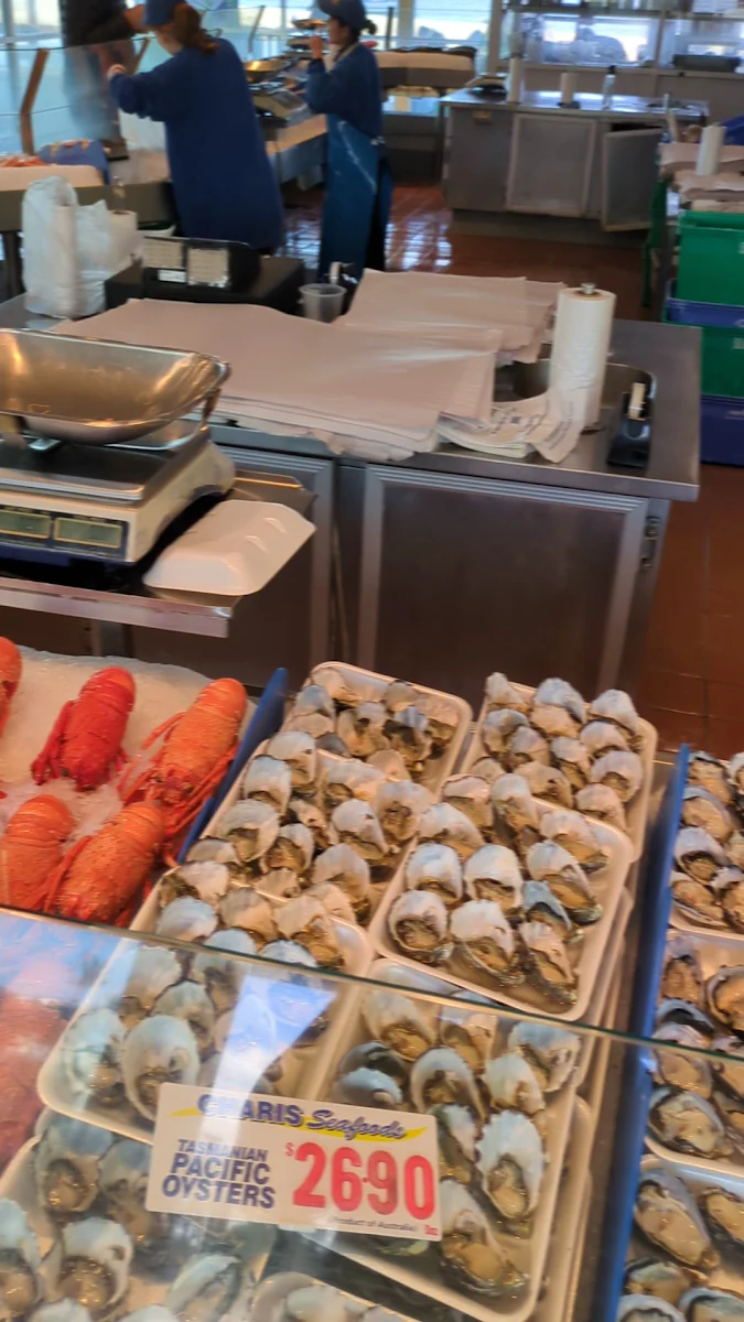 Vibe, Charis Seafoods