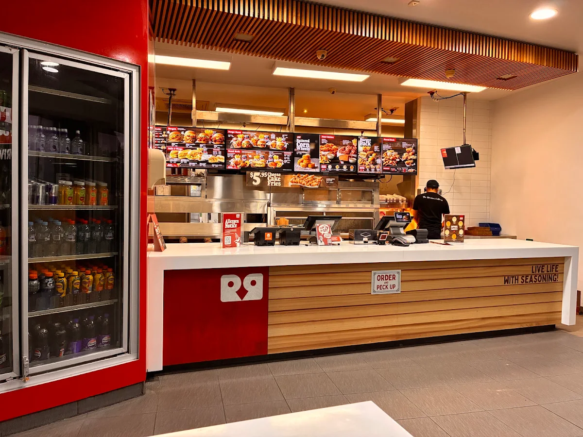 Vibe, Red Rooster Eumemmerring