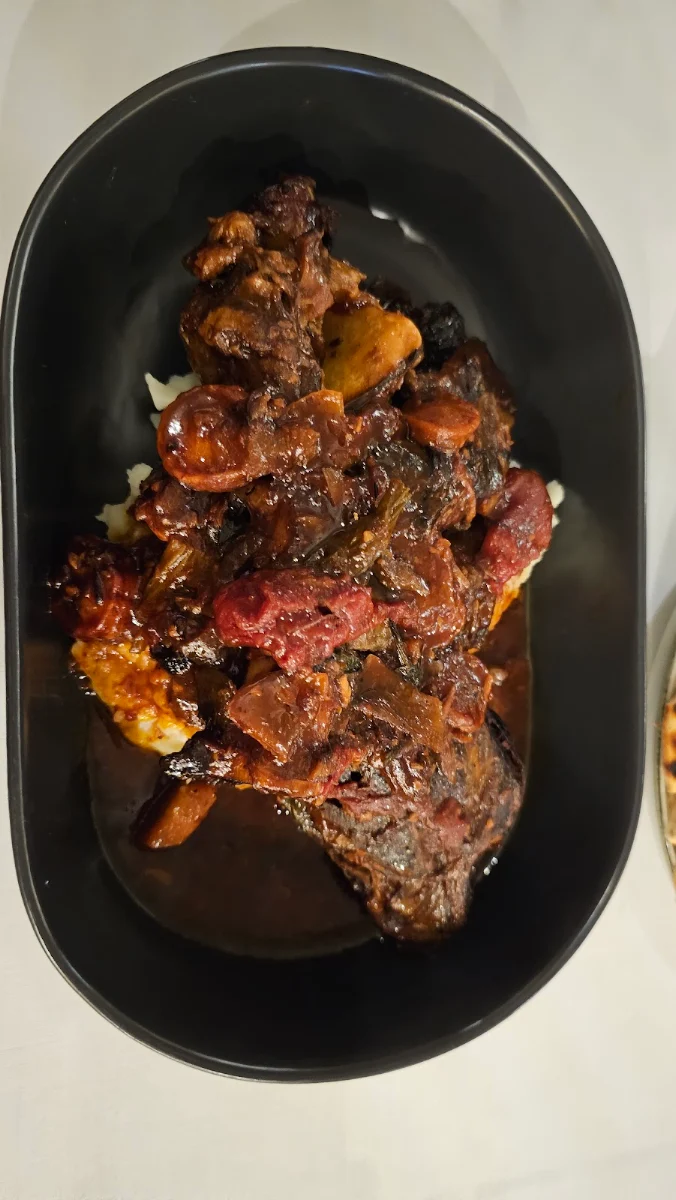Food & drink, The Gates Restaurant