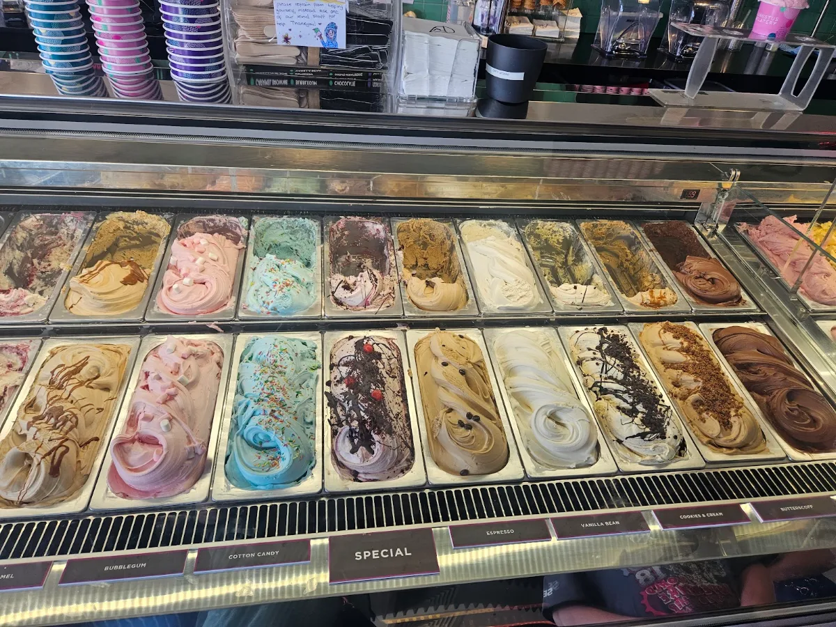 Vibe, Augustus Gelatery + Acai Pakenham