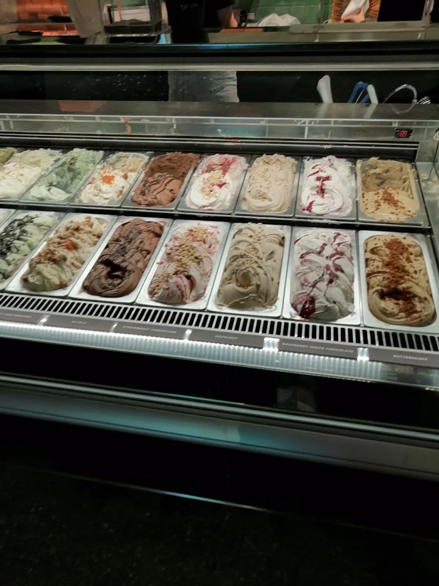 Vibe, Augustus Gelatery + Acai Pakenham