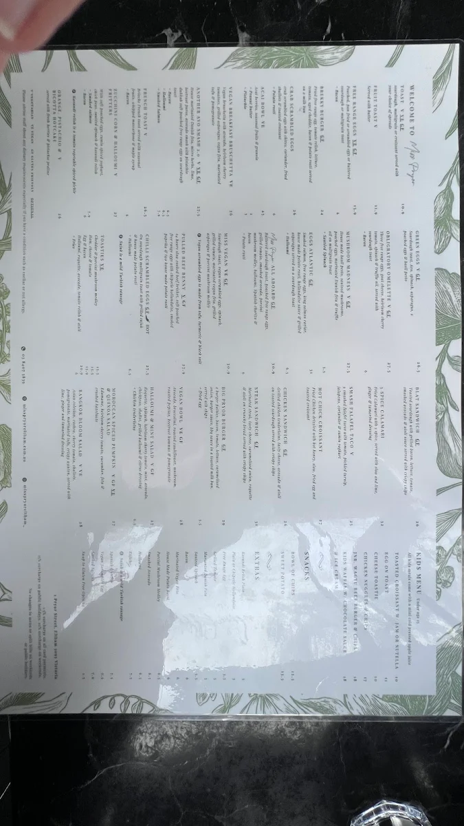 Menu, Miss Pryor