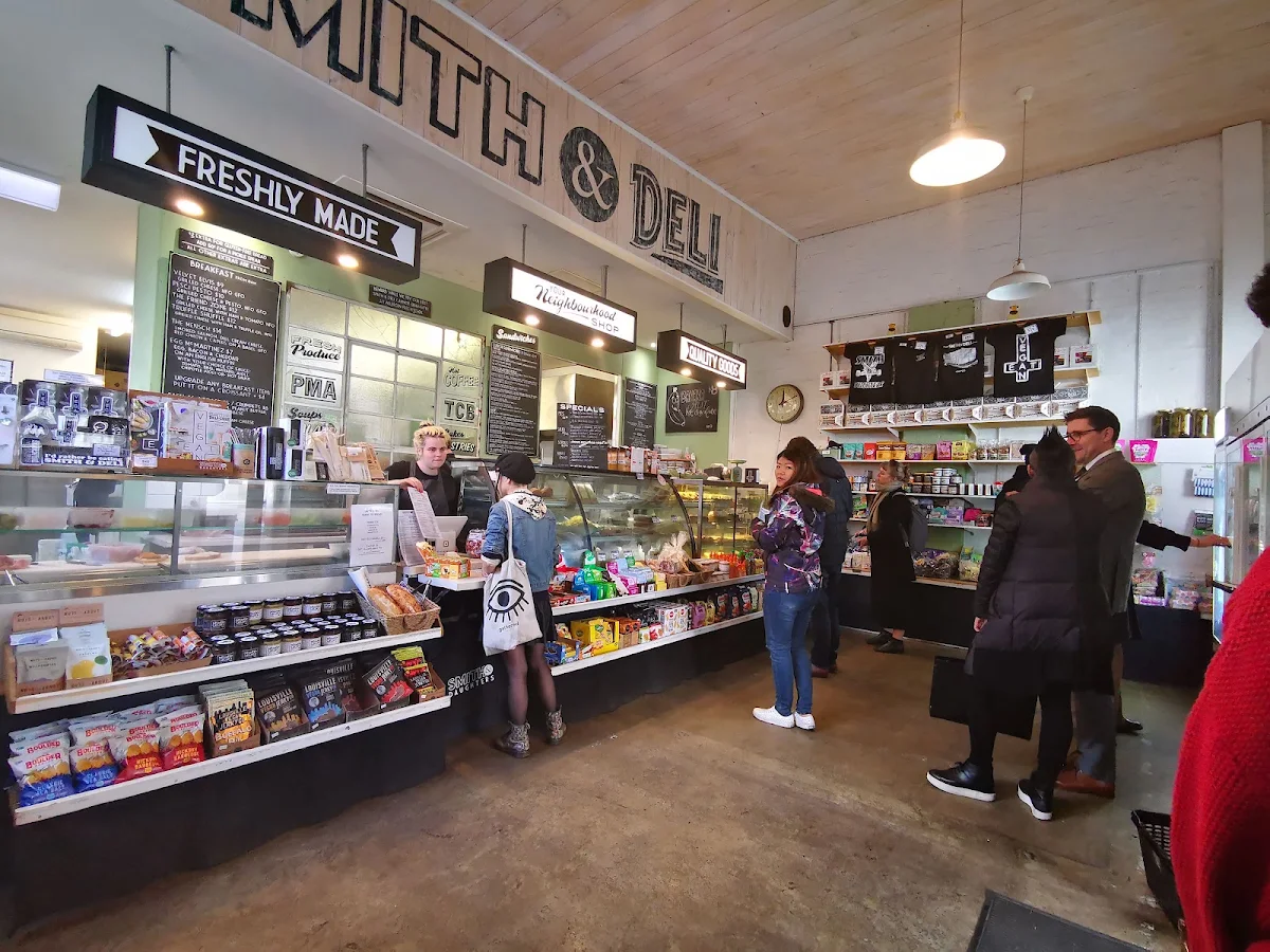 Vibe, Smith & Deli