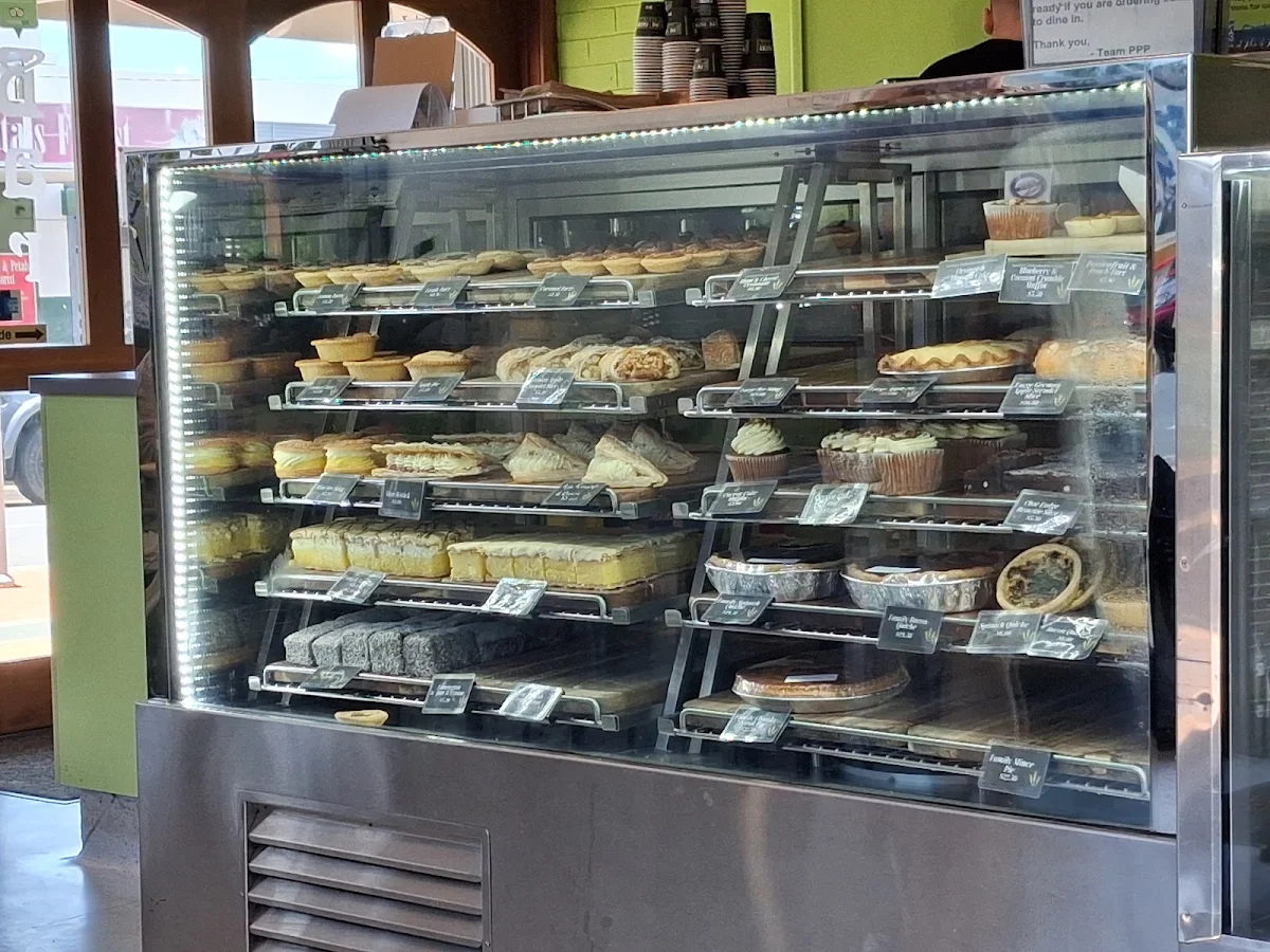 Vibe, Pie & Pastry Paradise - Main Street