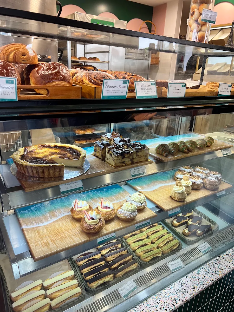 Vibe, Harvest Boulangerie Patisserie