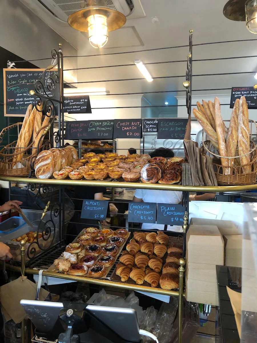 Vibe, Harvest Boulangerie Patisserie