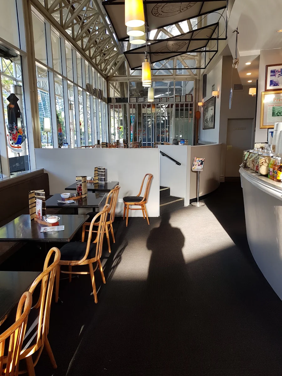 Vibe, The Heritage Terrace Cafe