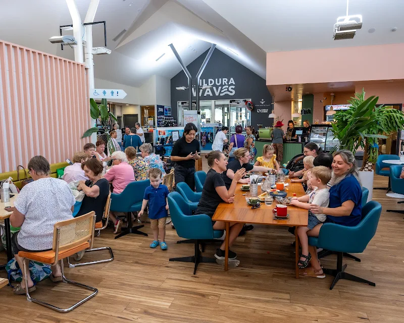 Kitsch Cafe