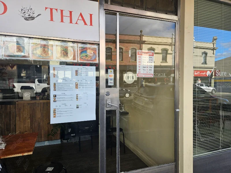 Rod Thai