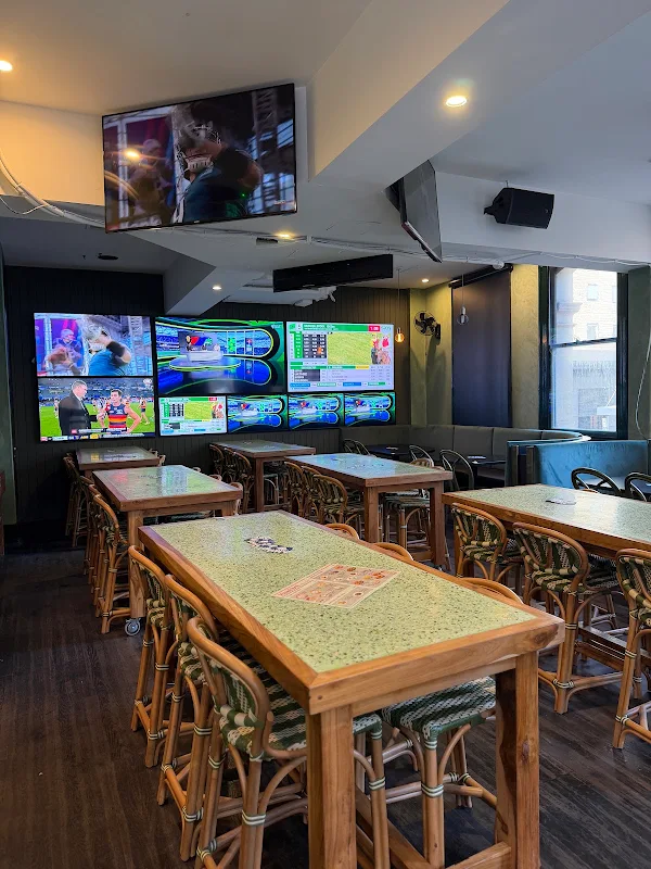 Hawkers bistro(豪客川味小厨）
