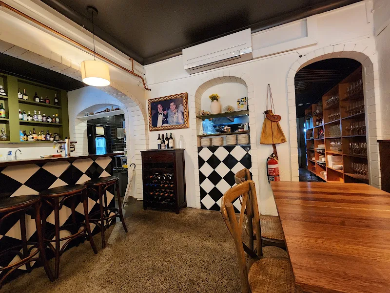 Myra's Taverna