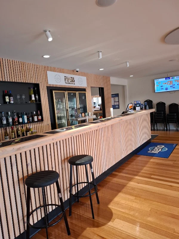 George Town Tavern