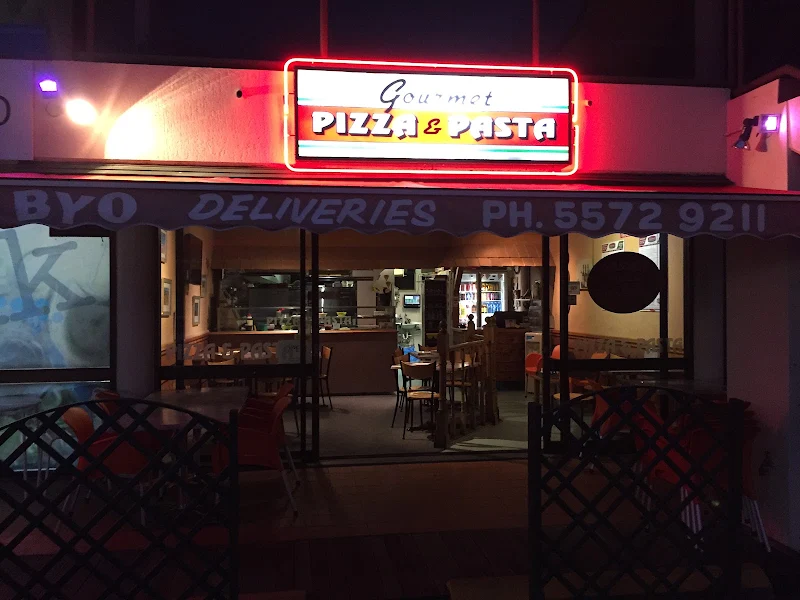 Gourmet Pizza & Pasta Ribs Miami