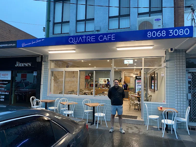 Quatre Cafe