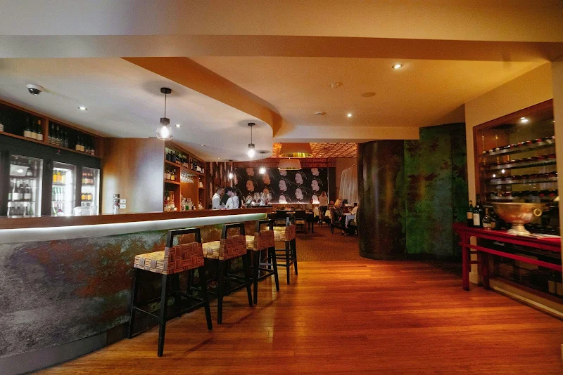 Man Bo Restaurant