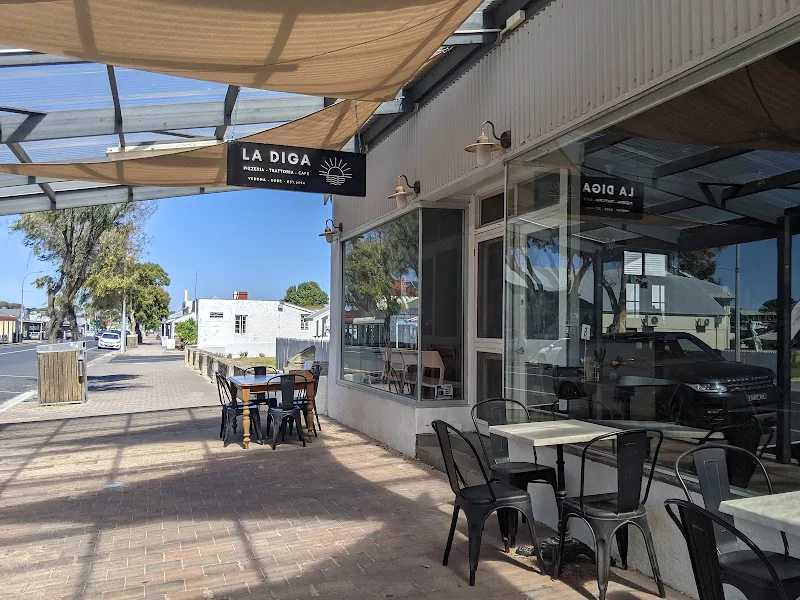 La Diga Pizzeria Soetta Cafe