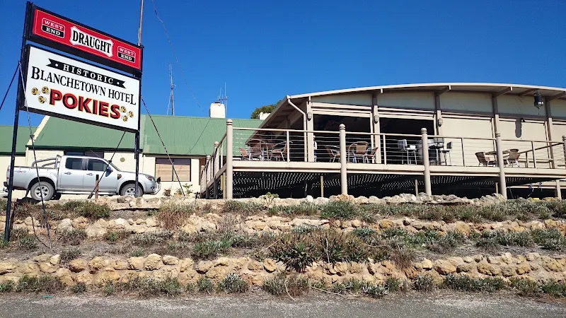 Blanchetown Hotel