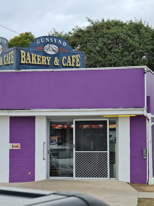 Gunsynd Bakery & Cafe
