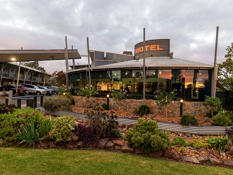 Station Motel