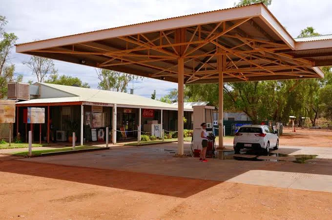 Stuarts Well Roadhouse & Caravan Park