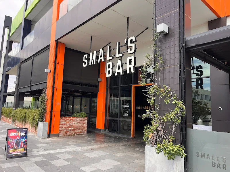 Small's Bar