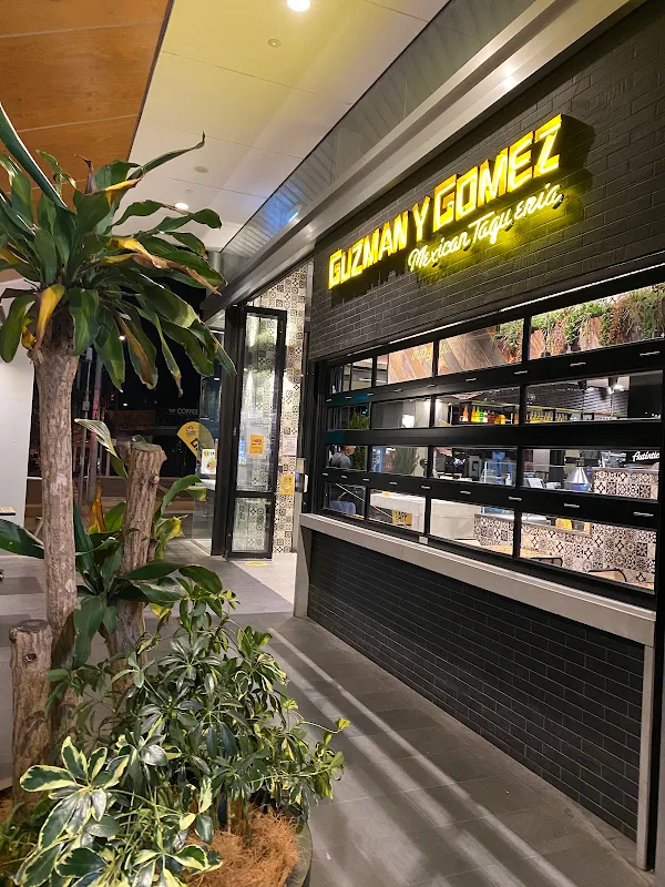Guzman y Gomez - Toowoomba South