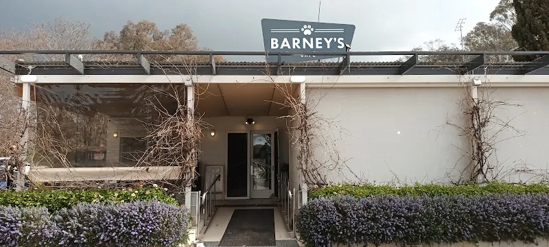 Barney's Cafe, Bookham