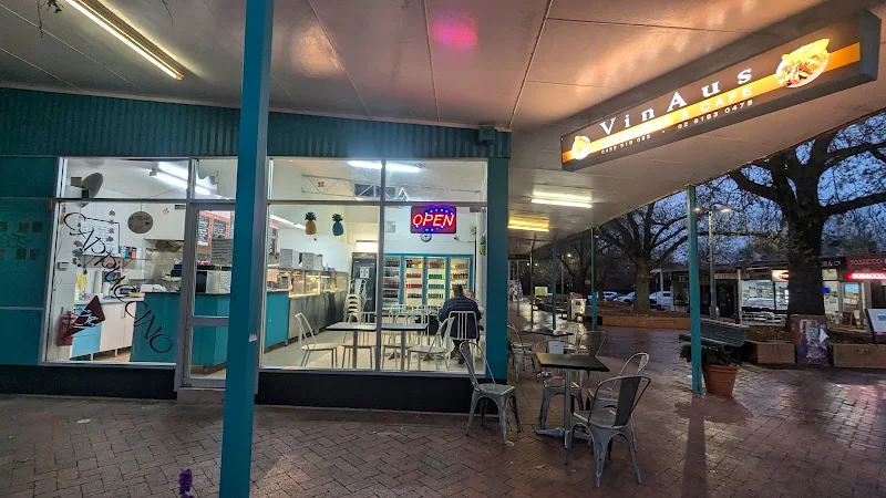 VINAUS Takeaway and Cafe