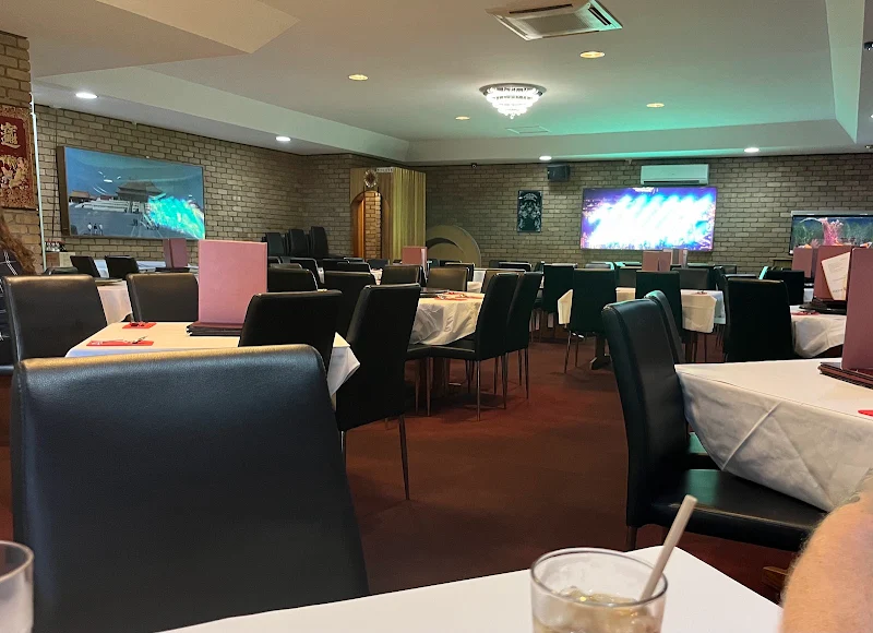 Ming's Court Chinese Restaurant