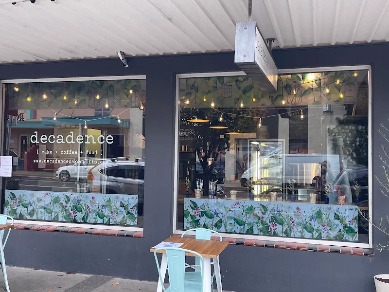 Decadence Cakes Gifts & Treats