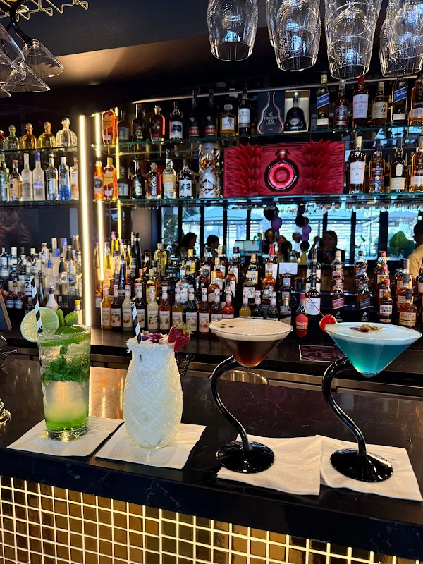 Pier17 Bar & Grill Restaurant | Docklands Melbourne