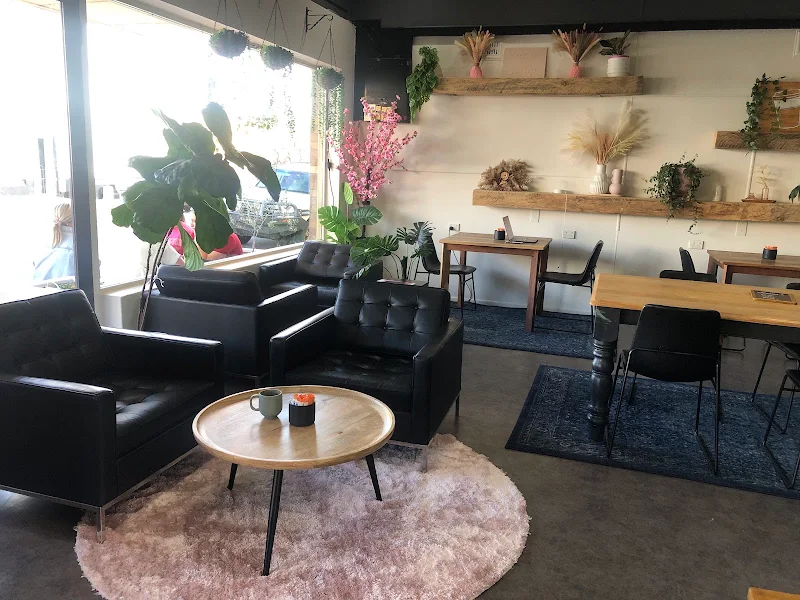 Little Nook & Co