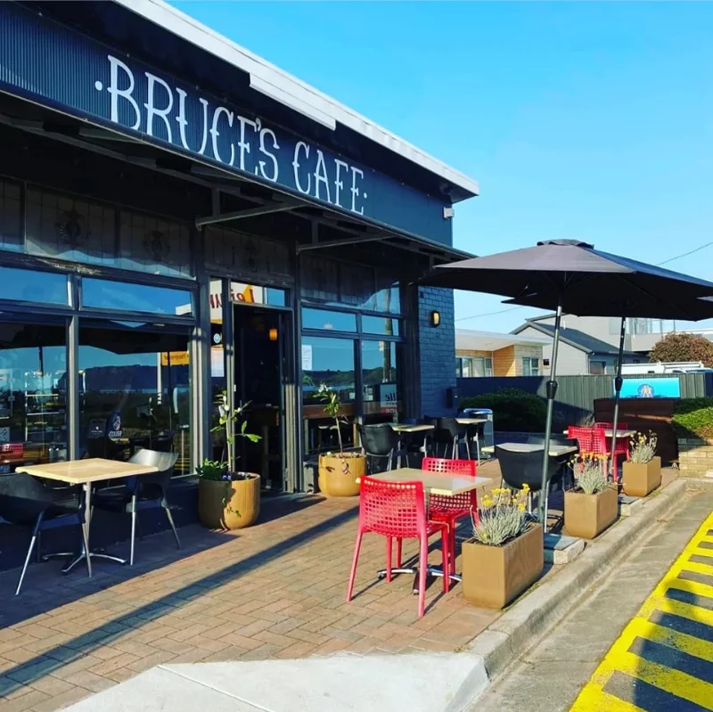 Bruce's Cafe